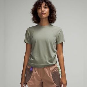 Lululemon lightweight cinched hem hiking t-shirt